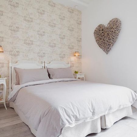 Charming Apartment On The Darsena Navigli - Pulizia Eccezionale Milan Exterior photo