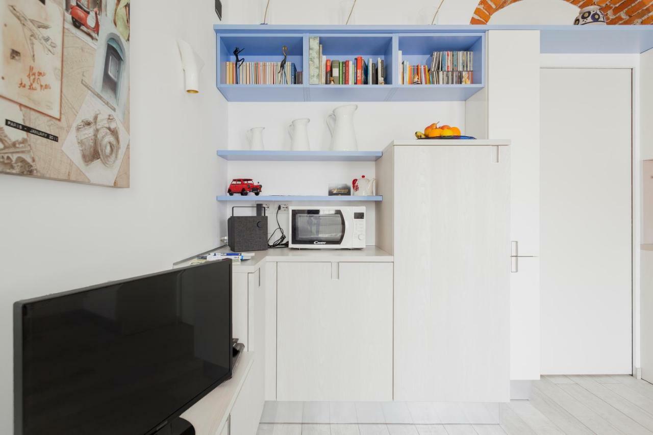 Charming Apartment On The Darsena Navigli - Pulizia Eccezionale Milan Exterior photo