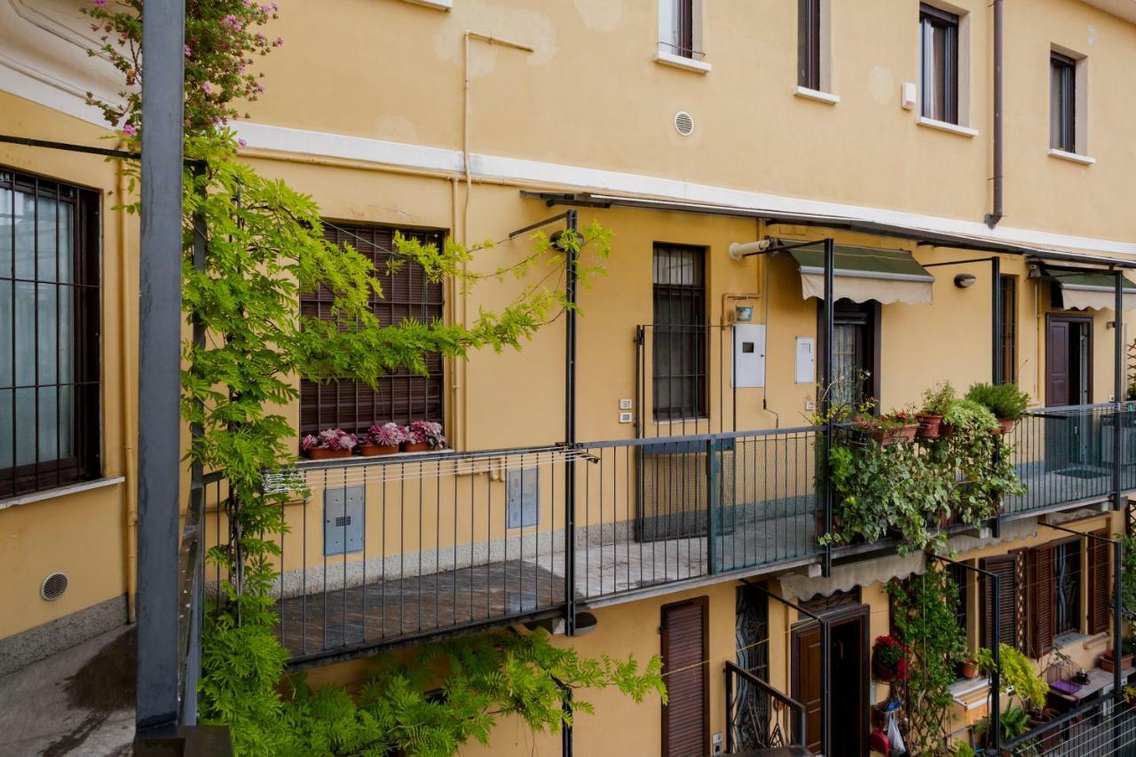 Charming Apartment On The Darsena Navigli - Pulizia Eccezionale Milan Exterior photo