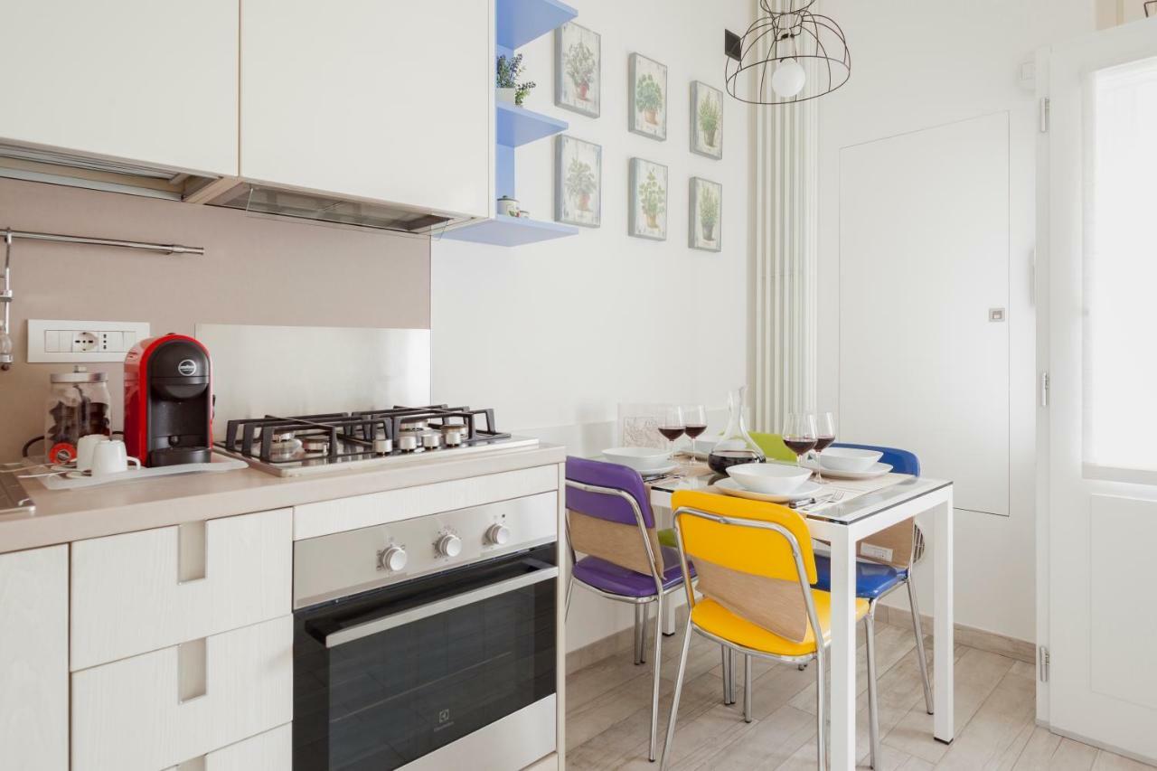 Charming Apartment On The Darsena Navigli - Pulizia Eccezionale Milan Exterior photo
