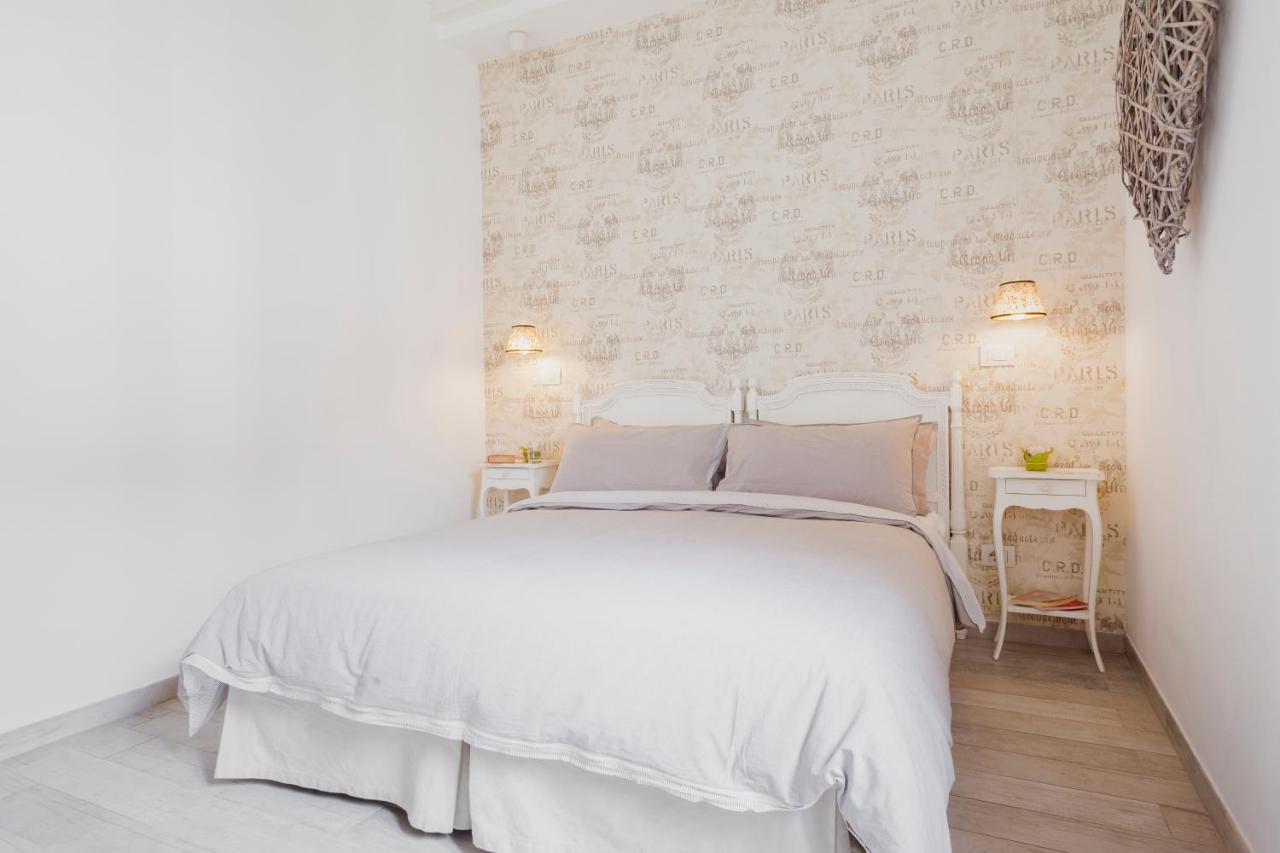 Charming Apartment On The Darsena Navigli - Pulizia Eccezionale Milan Exterior photo